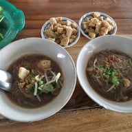 เมนูของร้าน เตี๋ยวเรือ 4 พระยา กะทู้