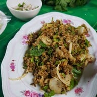 ลาบอยู่เจริญ 101