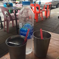 ข้าวแกงครัวนกน้อย