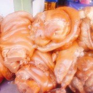 อ้วน ข้าวมันไก่ ถนนคู้บอน