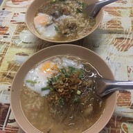 เป๋ ข้าวต้มขาแรง ไม่มีสาขา