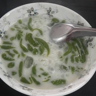 เมนูของร้าน ก๋วยเตี๋ยวลูกชิ้นหมู นายฮั่งเพ้ง