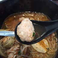 ติ๋ม VT แหนมเนือง โคราช