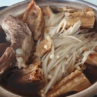 ร้านอาหารบ๊ะกุ๊ดแต๋