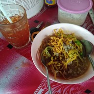 เมนูของร้าน ข้าวซอยป้าหรั่ง -