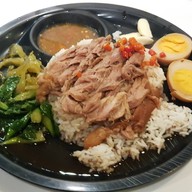 ขาหมูเซนต์หลุยส์ Central Pinklao