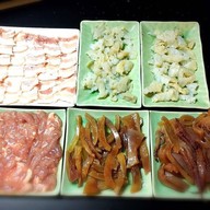 ร้านสะพานลอย อาหารและกาแฟสด