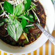 ป. ประทีปก๋วยเตี๋ยวเรืออยุธยา วังหิน-โชคชัย 4
