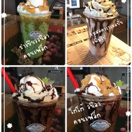 ร้านสะพานลอย อาหารและกาแฟสด