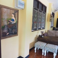 Kowmao Cafe & Restaurant