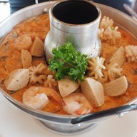 Kowmao Cafe & Restaurant