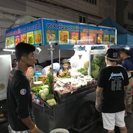 หน้าร้าน ขวัญใจ อาหารตามสั่ง โต้รุ่ง2