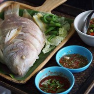 เมนูของร้าน บ้านระเบียงบึง เทพรักษ์ 36