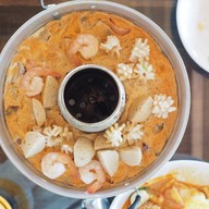 Kowmao Cafe & Restaurant