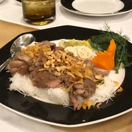 เลอ ดานัง แหนมเนือง