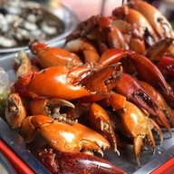 อ้อย&ปิ๋ว (กั้ง หอย ปูดอง เยาวราช)