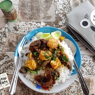 เมนูของร้าน ป้ากลิ่น อาหารตามสั่ง