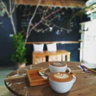 เมนูของร้าน บ้านศิลป์ ลาภิน วัดร่องขุ่น