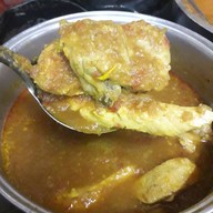 Naina indian food ( ไนน่า อินเดียน ฟู้ด since 1987 )