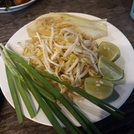 ผัดไทยรสทิพย์