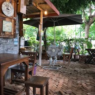 ร้านกาแฟ รื่นรมย์