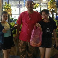 บรรยากาศ ตลาดน้ำพันท้ายนรสิงห์