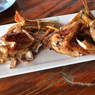 นิว ไก่ย่างบัวตอง 2 สามแยกวิเชียรบุรี