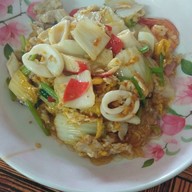 ยายไพ อาหารตามสั่ง