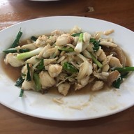 เมนูของร้าน ครัวเจ๊แมว ปากน้ำปราณ