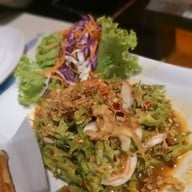 เมนูของร้าน BlueFin Beach Bar & Restaurant