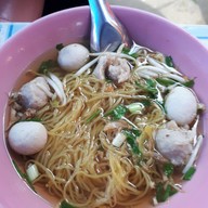 เมนูของร้าน ข้าวมันไก่แม่ปทุม