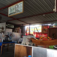 ป.ประทีบ ก๋วยเตี๋ยวเรือ โคราช ซอยเบญจรงค์