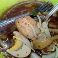 เมนูของร้าน ก๋วยจั๊บไก่ตุ๋น ลุงสิทธิ์(ร้านเปิด24ชม.)