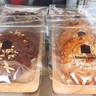 Black Gable Coffee Stand GB