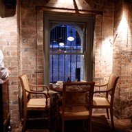 บรรยากาศ Mr. Wong