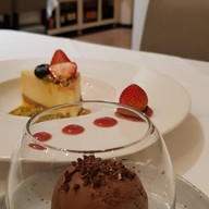 เมนูของร้าน Surface Bangkok