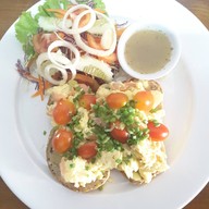 Mangosteen Cafe and Books