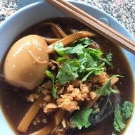 เมนูของร้าน กระเพาะปลาขันน้ำ ตลาดพลู