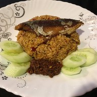 เมนูของร้าน ครัวอลิสา ดำเนินสะดวก