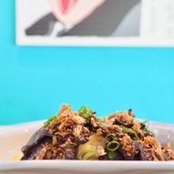 Neighborhood Cafe ดั้งเดิม