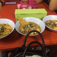 ฟลุ๊คบะหมี่เกี๊ยว สาขาสุรนารีวิลล์