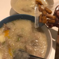 โจ๊กหมูนายทอง
