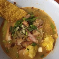 ฟลุ๊คบะหมี่เกี๊ยว สาขาสุรนารีวิลล์