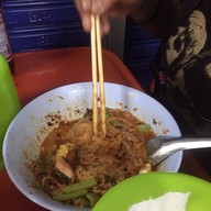 ฟลุ๊คบะหมี่เกี๊ยว สาขาสุรนารีวิลล์