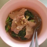 เมนูของร้าน คุณชีพราดหน้า