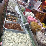 บรรยากาศ ตลาดนัดรถไฟศรีนครินทร์