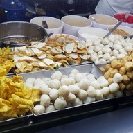 เมนูของร้าน ก๋วยเตี๋ยวเรือป้านันท์รสเด็ด (โรงพยาบาลรามาธิบดี อาคาร ศูนย์วิจัย)