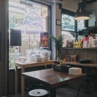 บรรยากาศ Paper Butter Stand A - One Ari