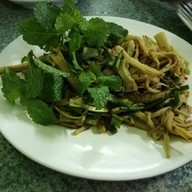 เมืองพลลาบก้อย