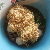 ก๋วยเตี๋ยวเรืออยุธยารสเด็ด สาขา 9
